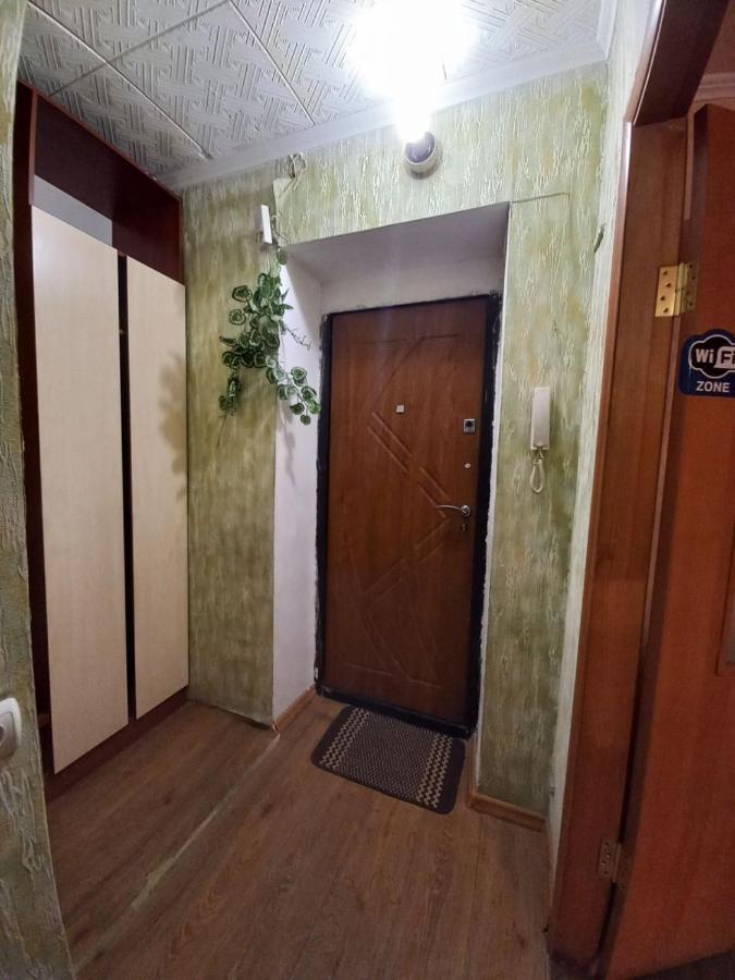 1 Комнатная Квартира Остановка Торговый Центр Tcherkássi Exterior foto